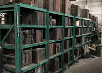 半開(kāi)模具貨架04